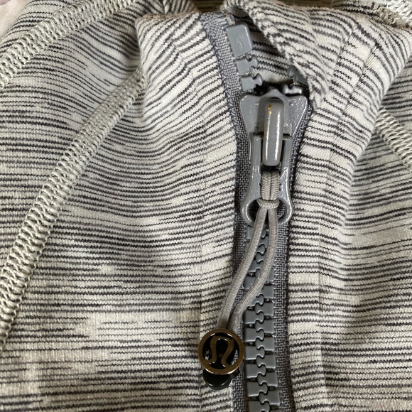 Lululemon jacket - Picture 8 of 8